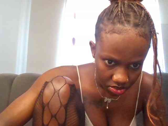 PetiteDivah24