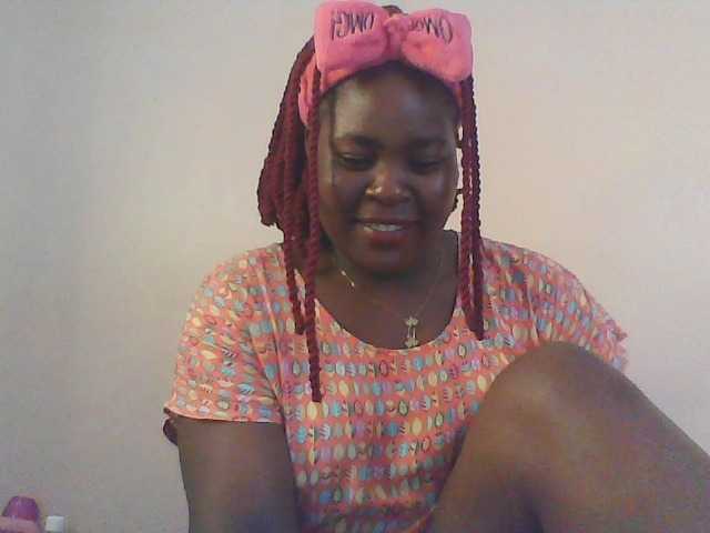 Royalsexy live cam on BongaCams
