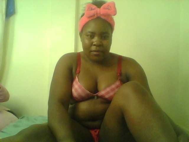 Royalsexy live cam on BongaCams