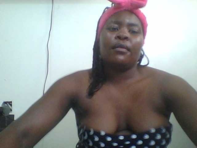 Royalsexy live cam on BongaCams