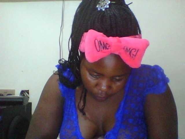 Royalsexy live cam on BongaCams