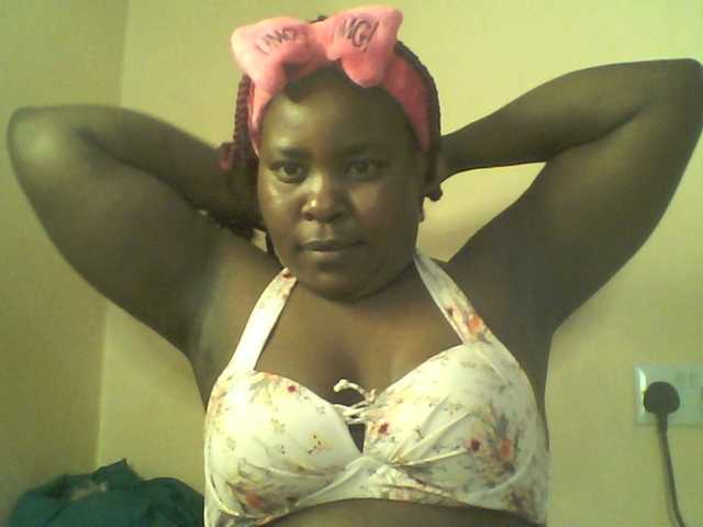 Royalsexy live cam on BongaCams