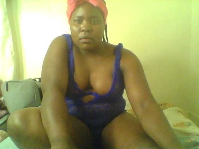 Royalsexy live cam on BongaCams