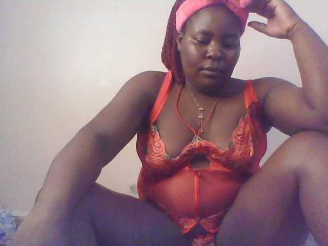 Royalsexy live cam on BongaCams