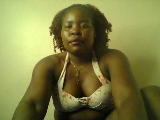 Royalsexy live cam on BongaCams