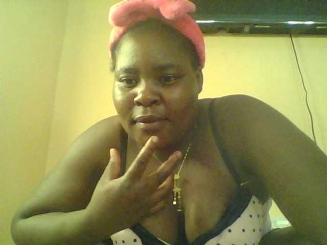 Royalsexy live cam on BongaCams