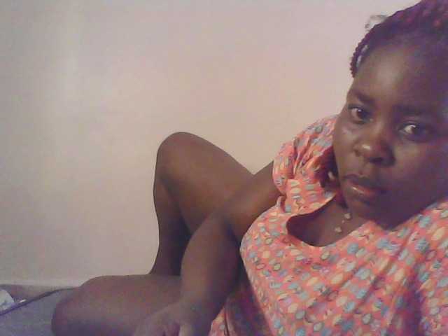 Royalsexy live cam on BongaCams