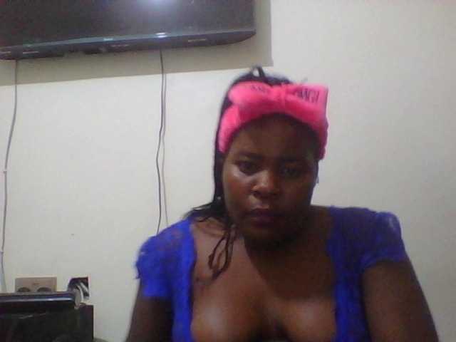 Royalsexy live cam on BongaCams