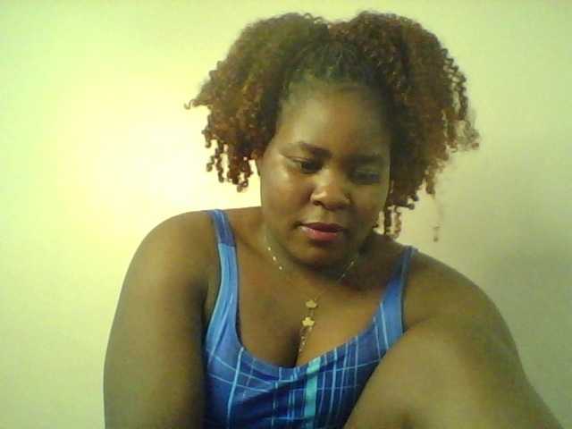 Royalsexy live cam on BongaCams