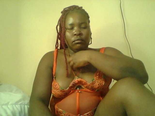 Royalsexy live cam on BongaCams