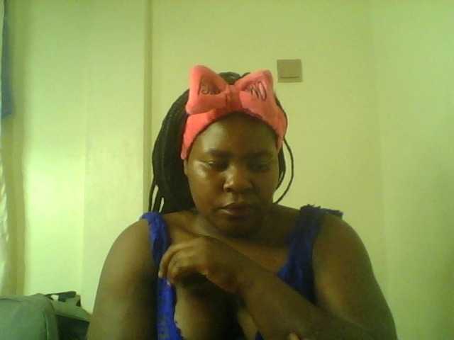 Royalsexy live cam on BongaCams