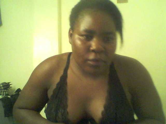 Royalsexy live cam on BongaCams