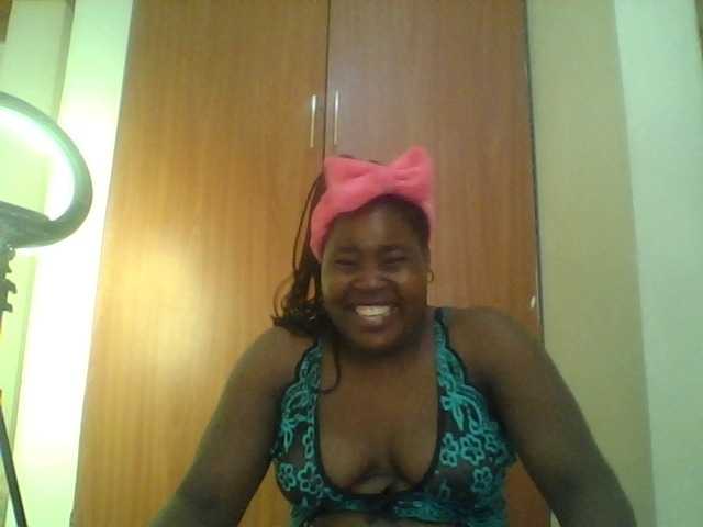 Royalsexy live cam on BongaCams