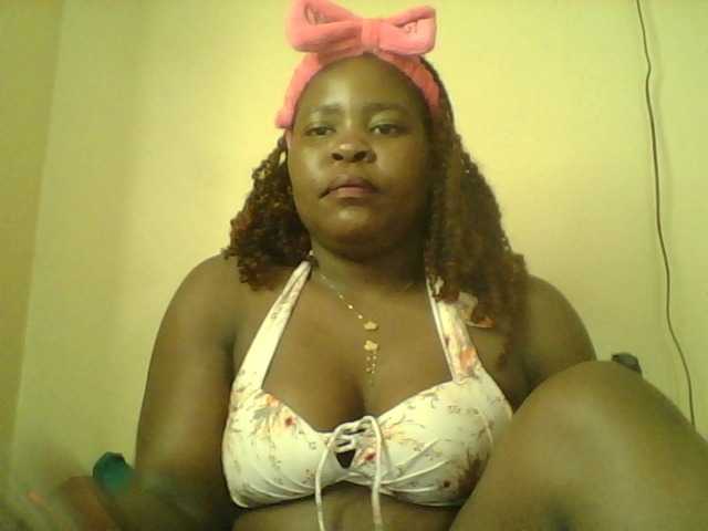 Royalsexy live cam on BongaCams