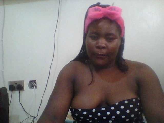 Royalsexy live cam on BongaCams