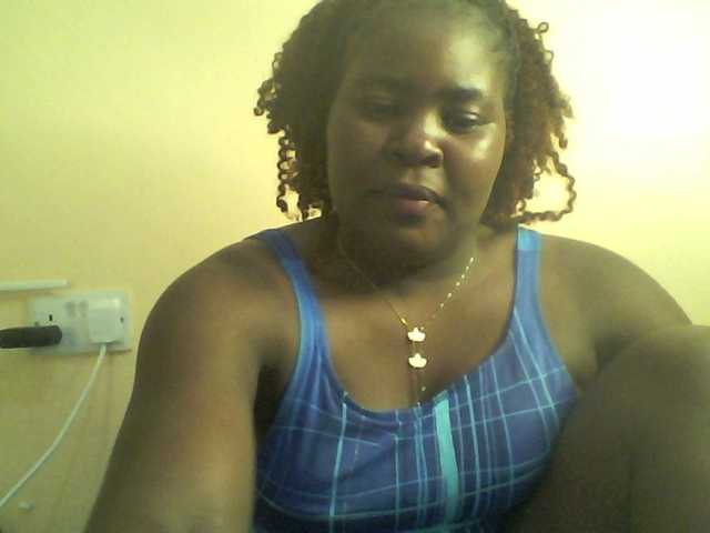 Royalsexy live cam on BongaCams