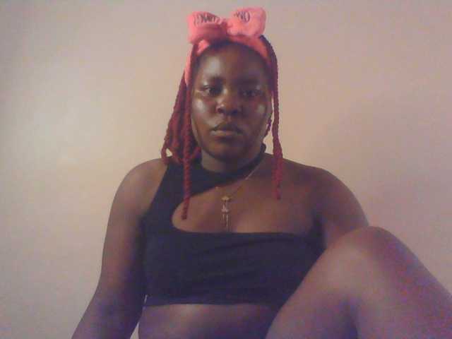 Royalsexy live cam on BongaCams