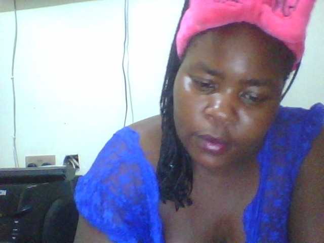 Royalsexy live cam on BongaCams