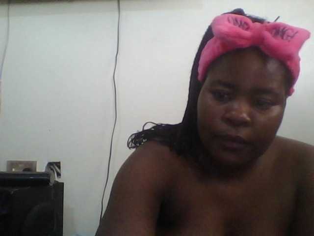 Royalsexy live cam on BongaCams