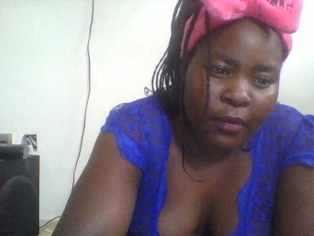 Royalsexy live cam on BongaCams