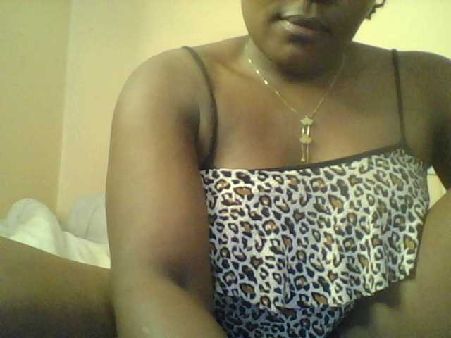 Royalsexy live cam on BongaCams