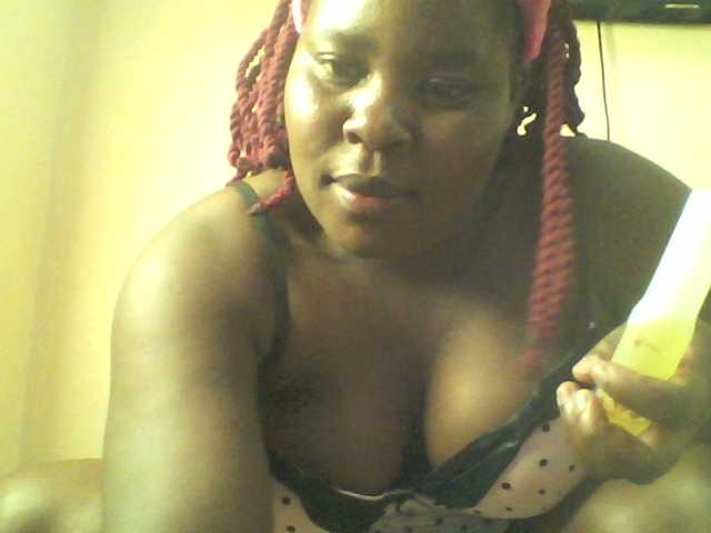 Royalsexy live cam on BongaCams
