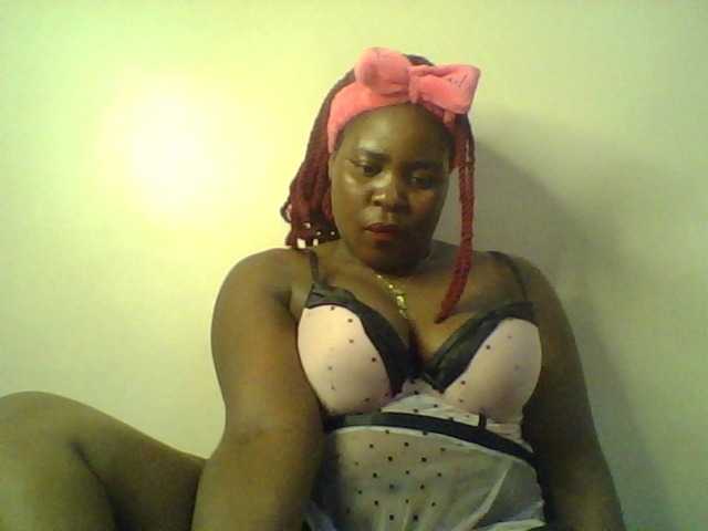Royalsexy live cam preview