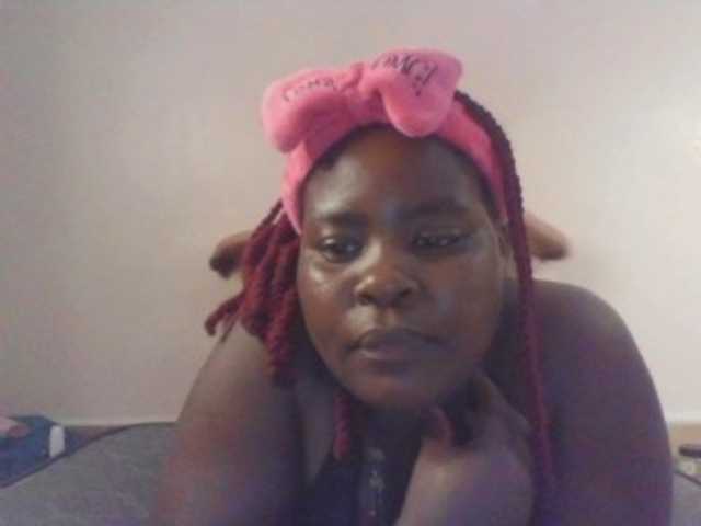 Royalsexy live cam on BongaCams