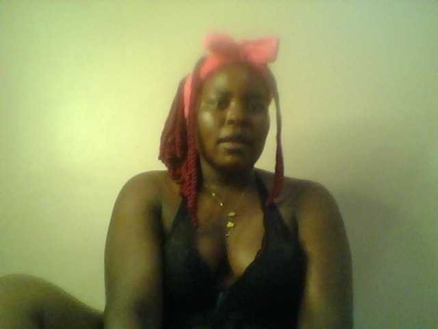 Royalsexy, live now on BongaCams