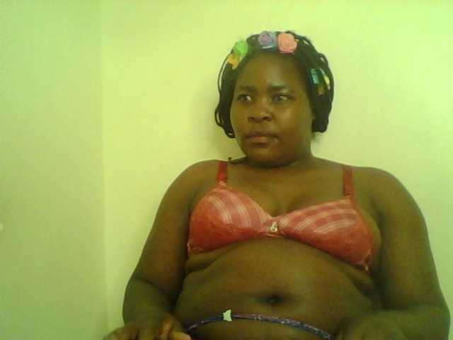Royalsexy live cam on BongaCams