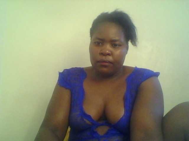 Royalsexy live cam on BongaCams
