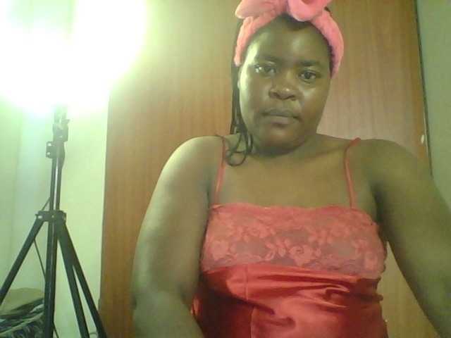 Royalsexy live cam on BongaCams