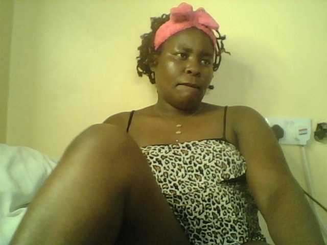 Royalsexy live cam on BongaCams