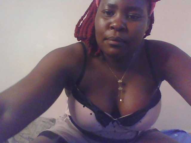 Royalsexy live cam on BongaCams