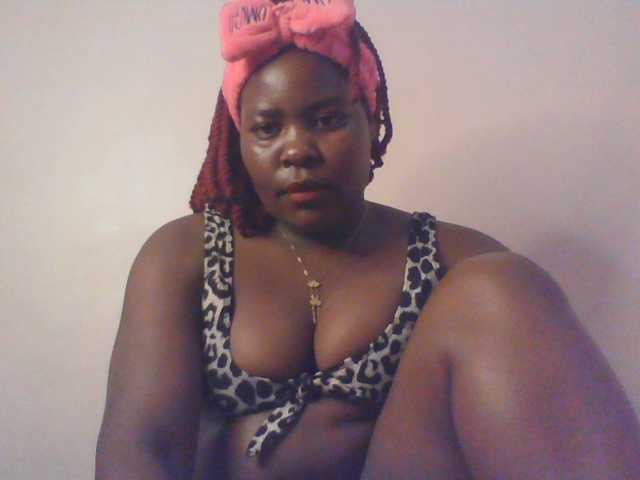 Royalsexy live cam on BongaCams
