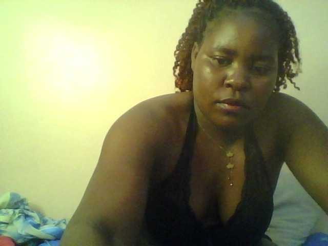 Royalsexy live cam on BongaCams