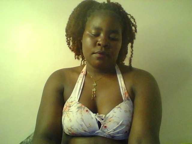 Royalsexy live cam on BongaCams