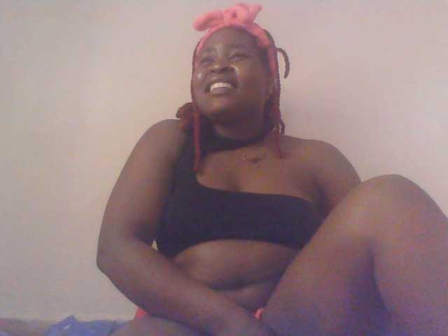 Royalsexy live cam on BongaCams