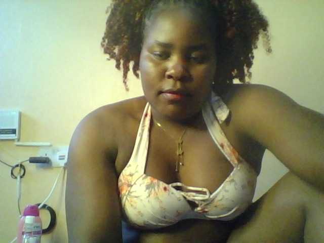 Royalsexy live cam on BongaCams