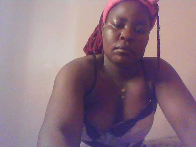 Royalsexy live cam on BongaCams
