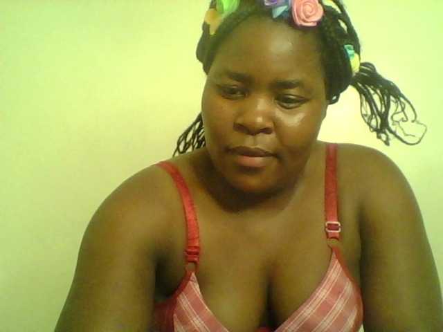 Royalsexy live cam on BongaCams