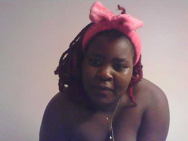 Royalsexy live cam on BongaCams