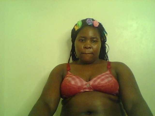 Royalsexy live cam on BongaCams