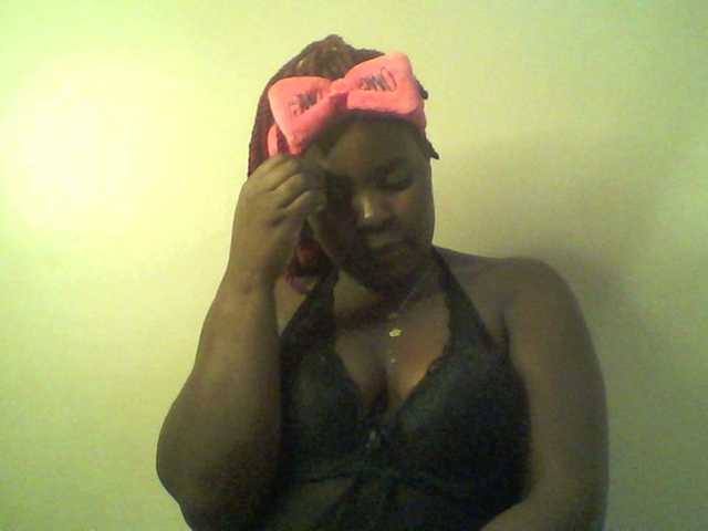 Royalsexy live cam on BongaCams