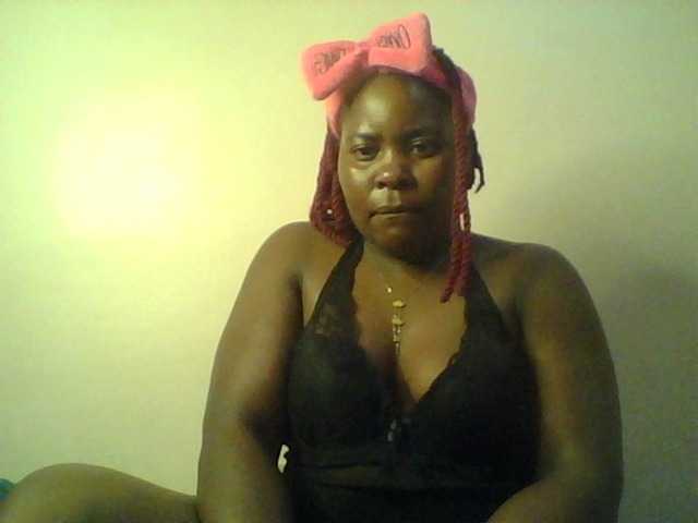 Royalsexy live cam on BongaCams
