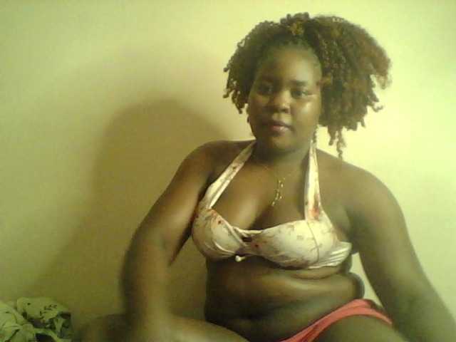 Royalsexy live cam on BongaCams