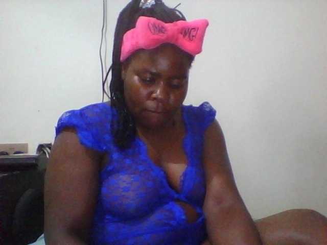 Royalsexy live cam on BongaCams