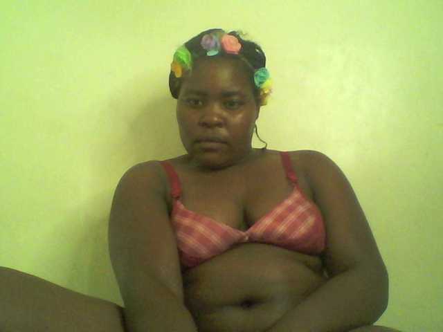 Royalsexy live cam on BongaCams