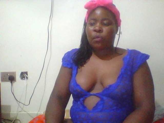Royalsexy live cam on BongaCams