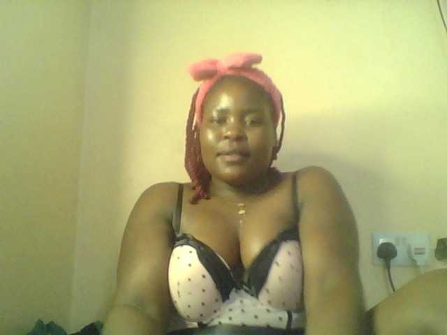 Royalsexy live cam on BongaCams